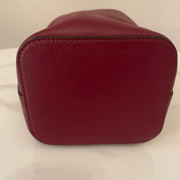 FENDI MINI MON TRESOR BUCKET BAG Burgundy red leather gold hardware - Picture 8 of 9